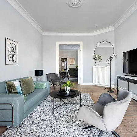Sanders Promenade - Inviting Two-bedroom With Water View